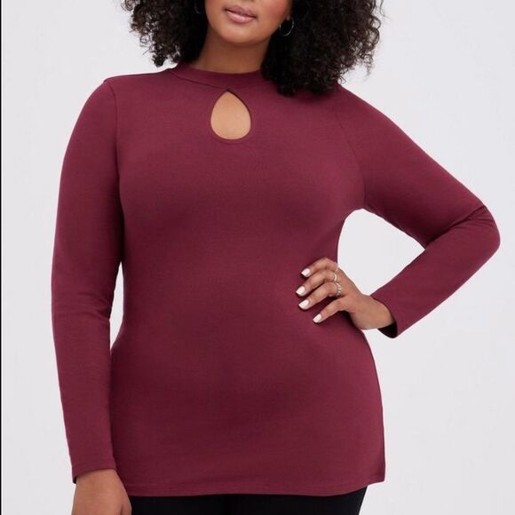 Torrid Burgundy Foxy Long Sleeve Top Keyhole Open Back Size 2x 18/20 - Picture 1 of 9
